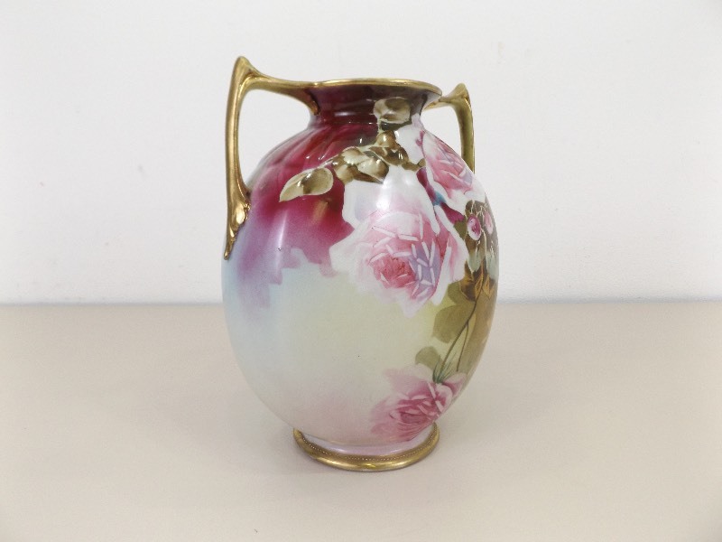 lot 21 image: Antique 10 Nippon Gold Rose Hand Painted Vase