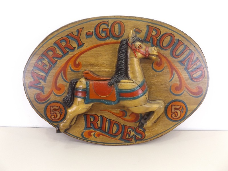 lot 39 image: Vintage Embossed Wood Merry-Go-Round Sign