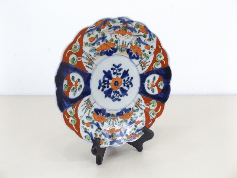 lot 42 image: VERY OLD Antique Japanese Imari Plate