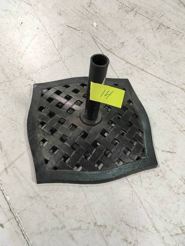 lot 14 image: Hampton Bay Belcount Umbrella Base