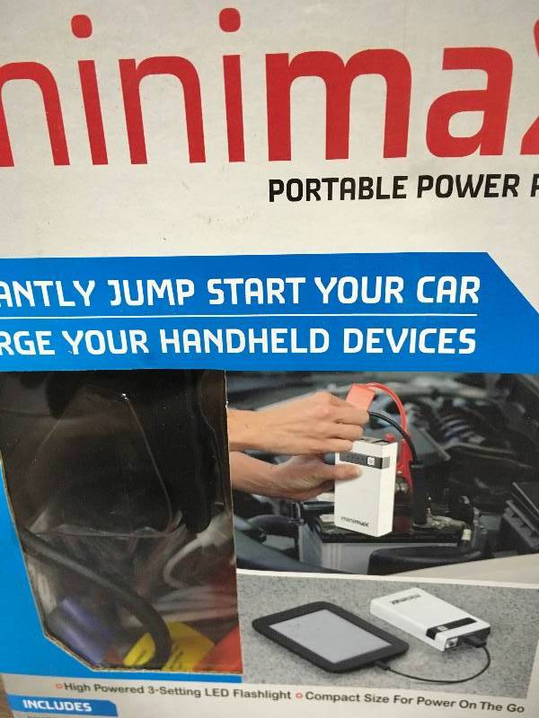 lot 34 image: Minimax MA011106 Portable Power Pack Car Jumpstarter in like new condition