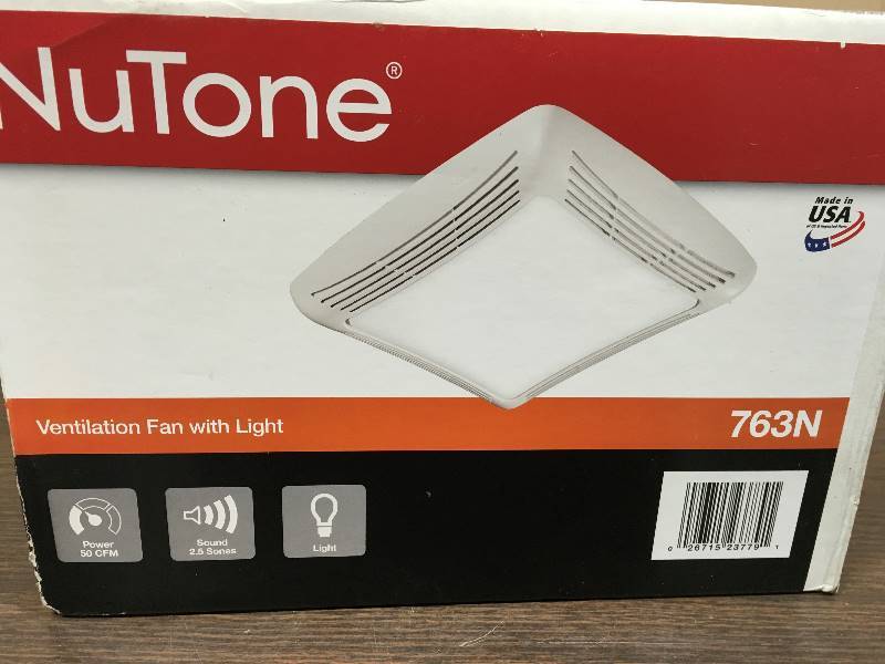 lot 79 image: NuTone 50 CFM Ceiling Exhaust Bath Fan with Light open box