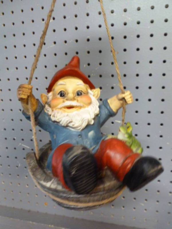 lot 39 image: Gnome Decoration