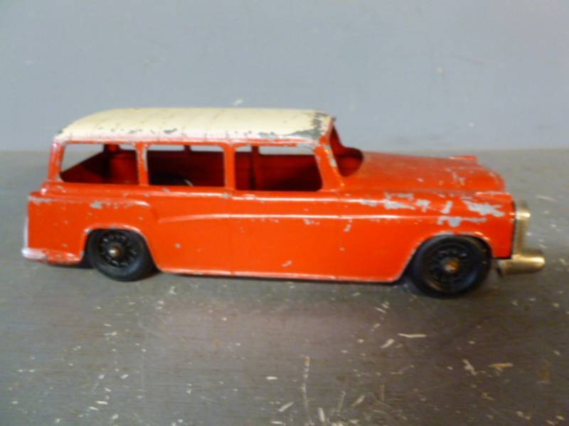 lot 86 image: Vintage Hubley