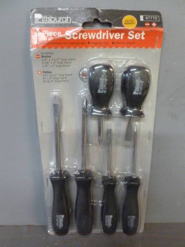 lot 89 image: Tool Set