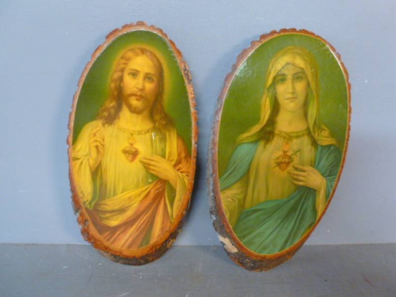 lot 112 image: Vintage Souvenir Items