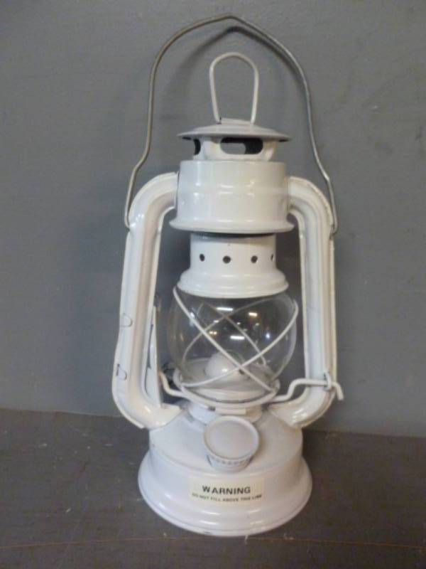 lot 117 image: Barn Lantern