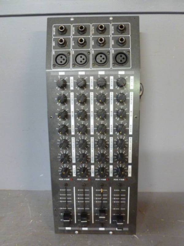lot 161 image: Electronics