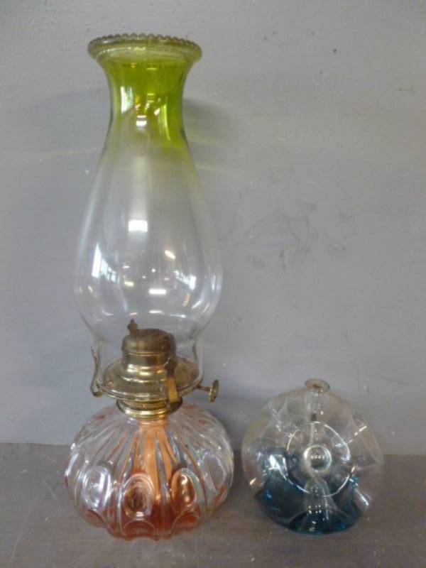 lot 184 image: Oil Lamp
