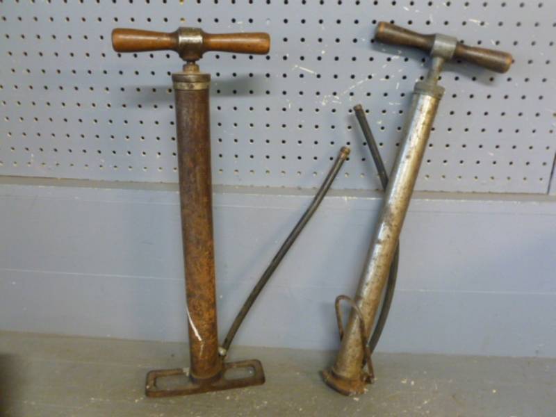 lot 241 image: Vintage Air Pumps
