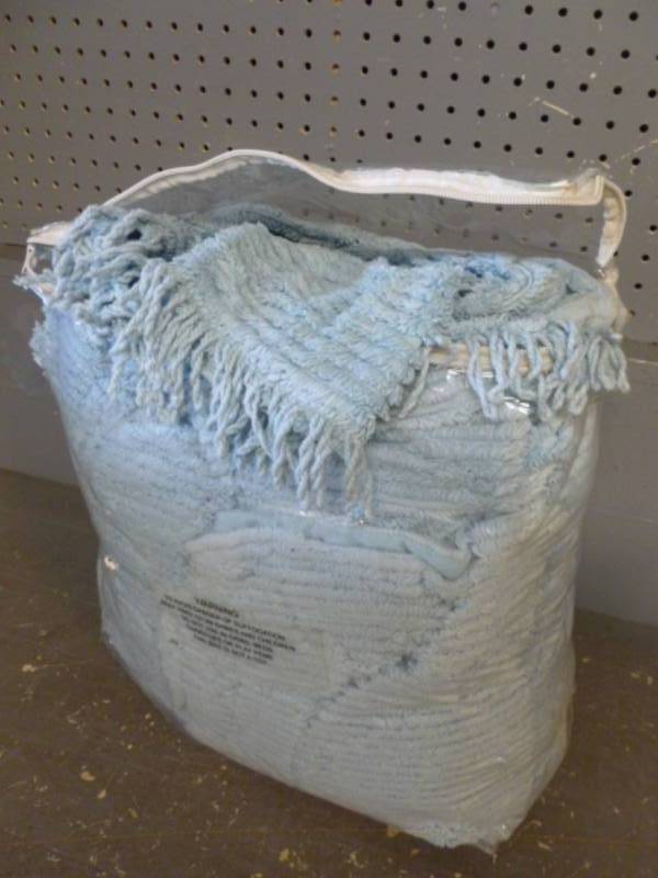lot 249 image: Vintage Chenille Bedspread