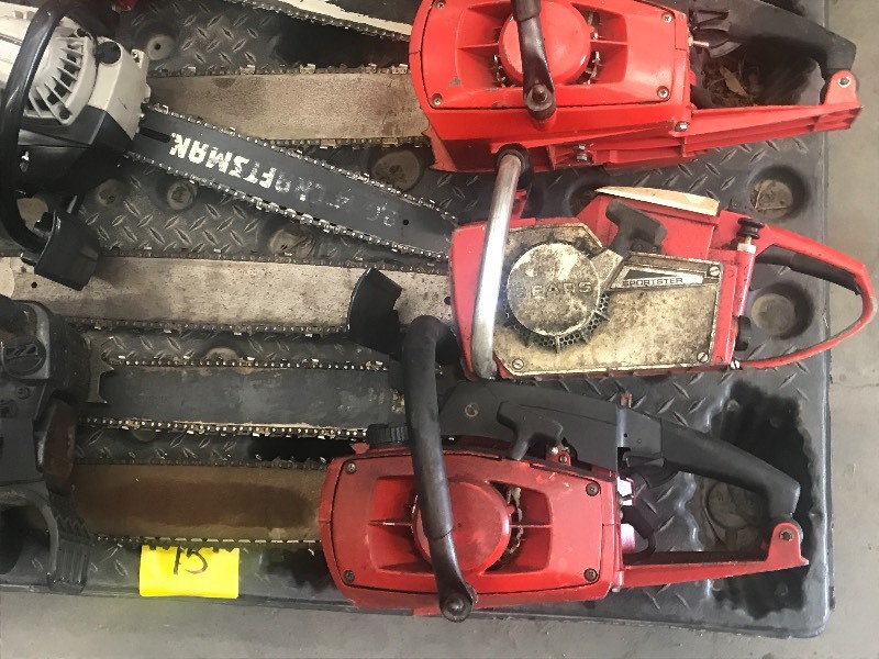 lot 15 image: Lot Of Assorted Chainsaws