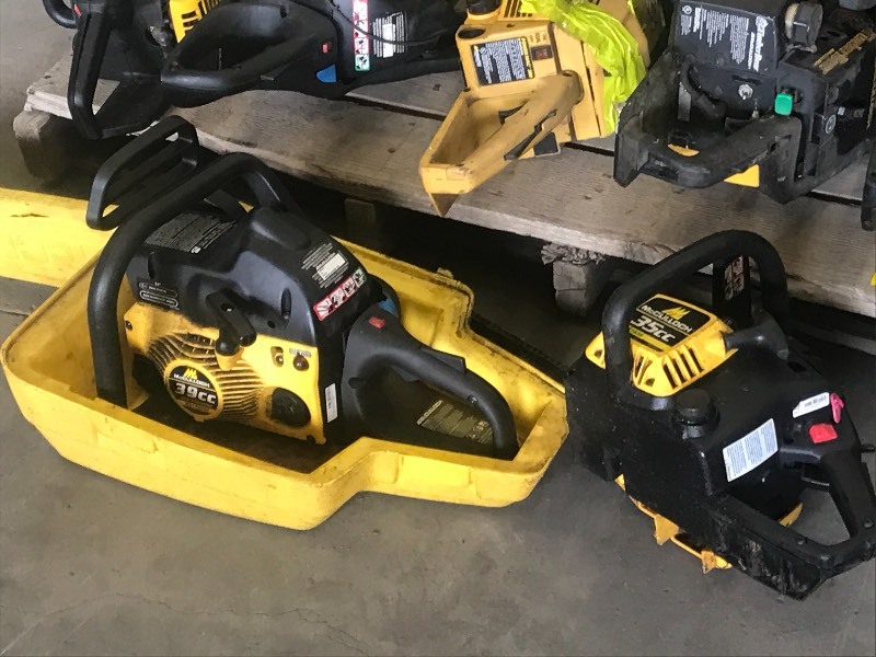 lot 10 image: Lot Of Assorted McCulloch Chainsaws