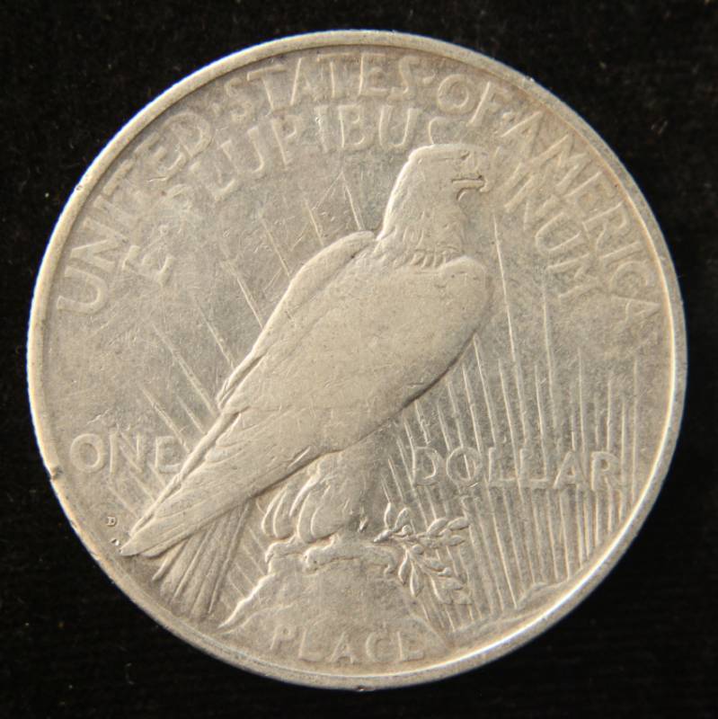 1922-D PEACE SILVER DOLLAR