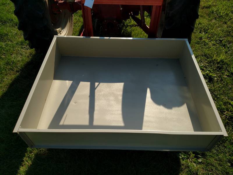 lot 3 image: Three Point Utility Box, 44 x 35...