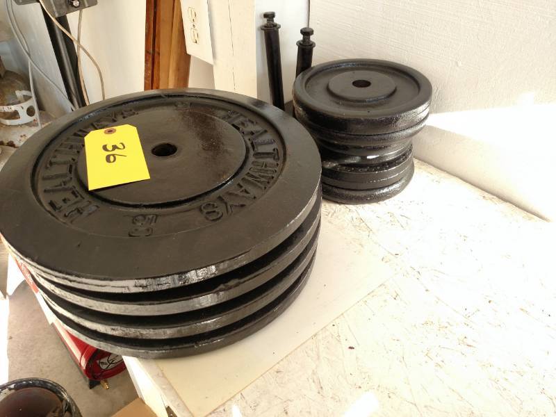 lot 36 image: Custom Wheel Weights, 250 lbs. Tota...