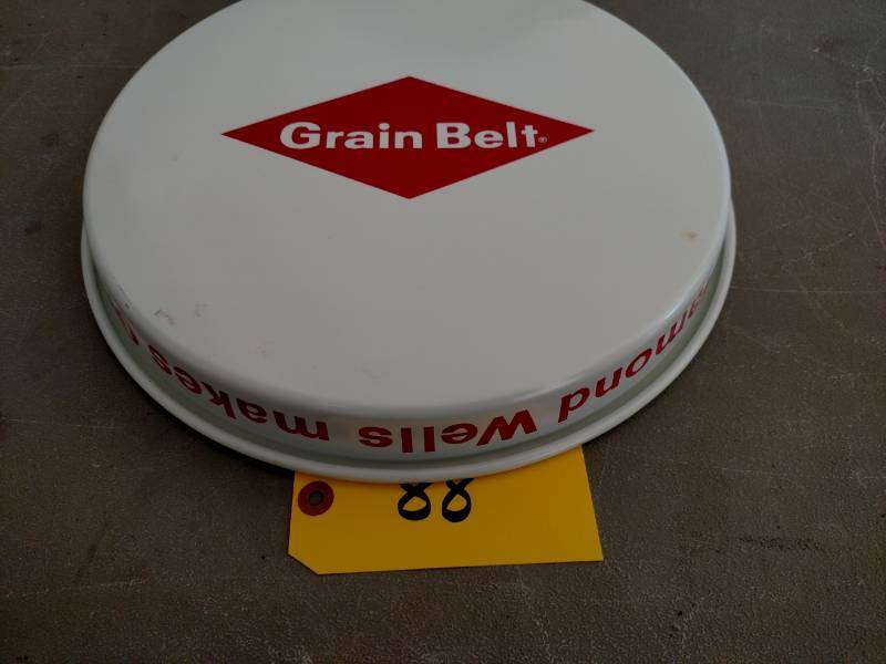 lot 88 image: Grainbelt Tray, 13...