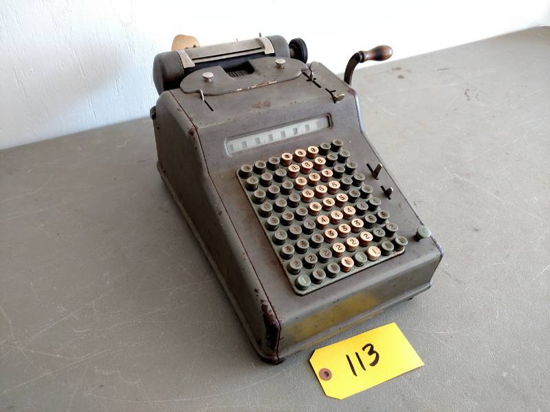 lot 113 image: Vintage Adding Machine...