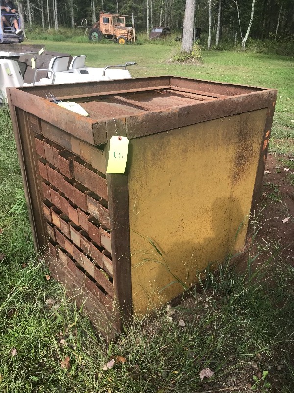 lot 5 image: STEEL TOOL BIN
