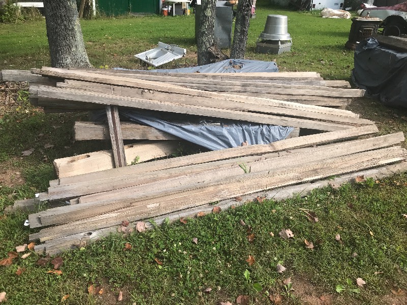 lot 7 image: SPLIT RAIL FENCING