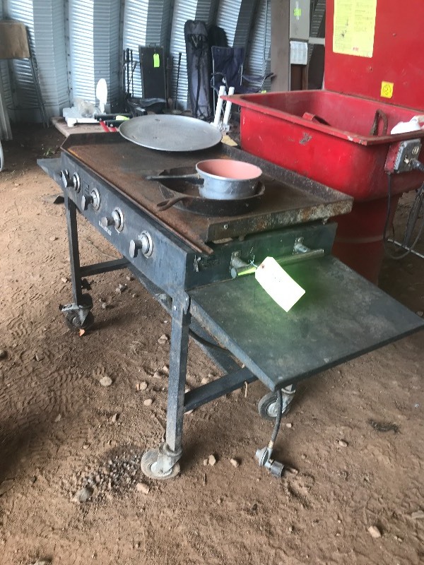lot 44 image: FLAT TOP GRILL  GRIDDLE