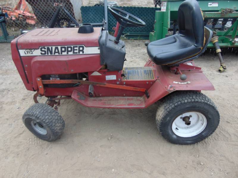 Snapper LT12 Lawn Mower with Dethatcher | GRC September