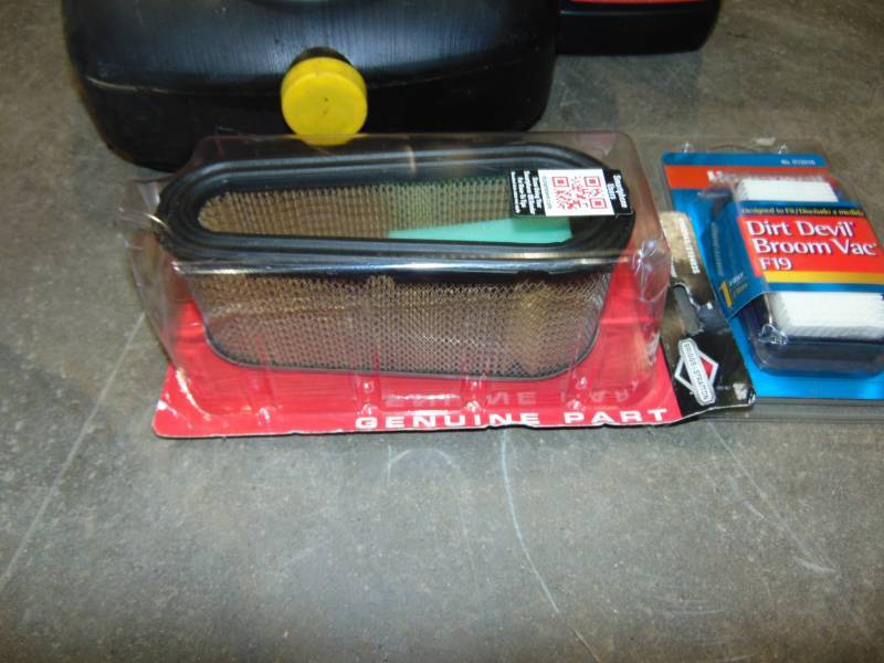 lot 48 image: Garage Item Lot