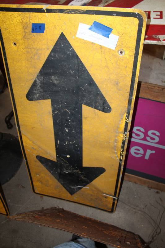 lot 35 image: T-Double Arrow Street Sign
