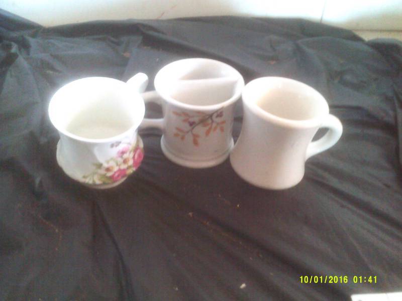 3 VINTAGE SHAVING CUPS