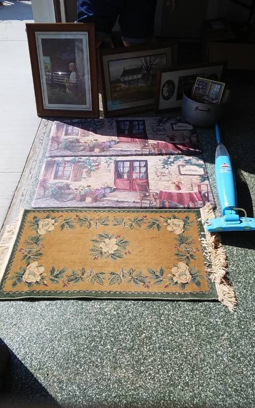 lot 3 image: 2-Anti-fatigue Rugs, Other Scatter Rugs, Bissell Floor Mop, Assorted PicturesFrames, Coffee Bean Grinder