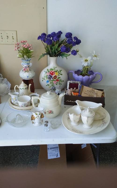lot 5 image: Lot Of Fancy Vases, Vintage Dish Ware, Figurines, Miniatures