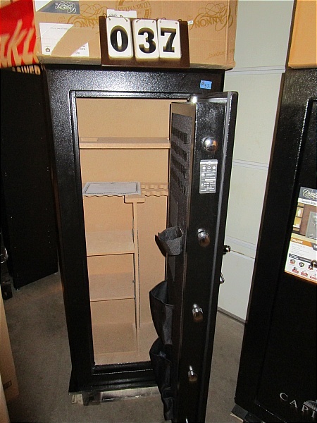 lot 37 image: Cannon American Eagle Deluxe Plus Series 24 Gun Safe