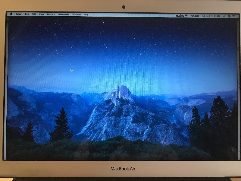 APPLE MACBOOK AIR LAPTOP