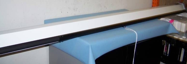 Da-Lite, Model C with CSR, Manual (Pull Down), Projection  Movie Screen