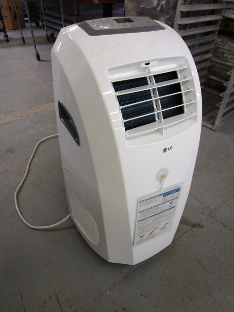 lot 413 image: LG PORTABLE AIR CONDITIONER