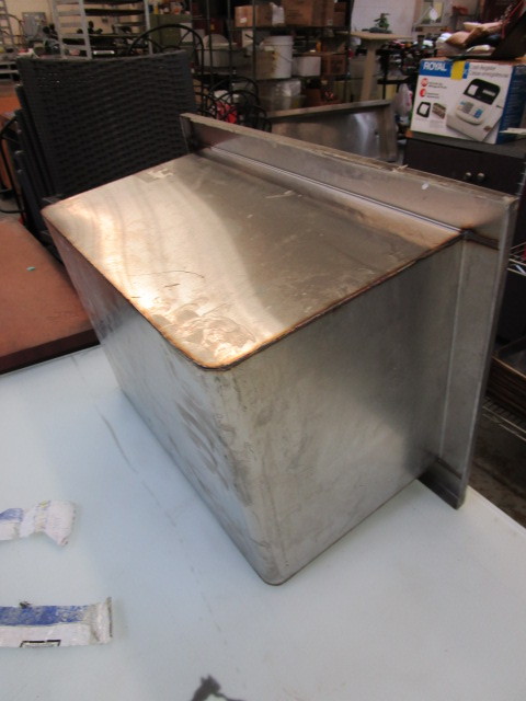 lot 416 image: STAINLESS STEEL TABLETOP DROP BIN
