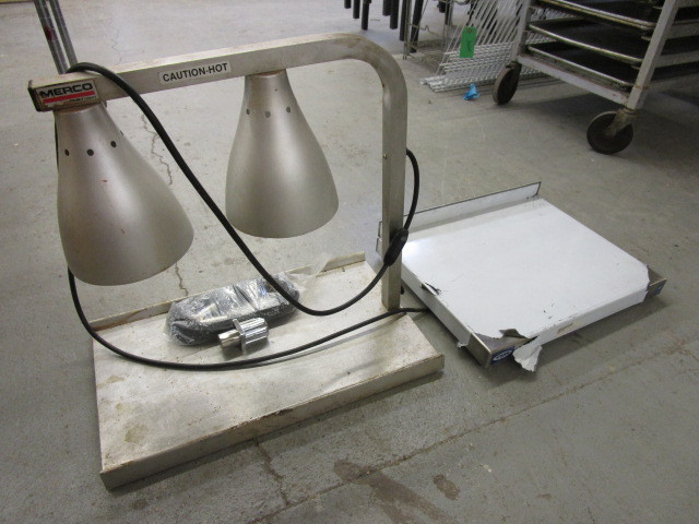 lot 440 image: 14 X 18 SS SOLID WALL SHELF AND MERCO SS WARMING LIGHT
