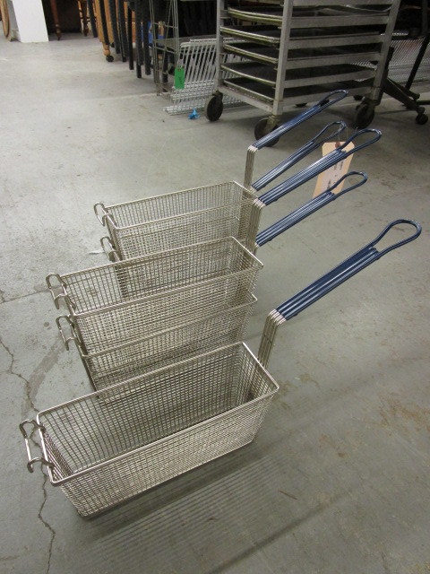 lot 449 image: 5 DEEP FRYER BASKETS