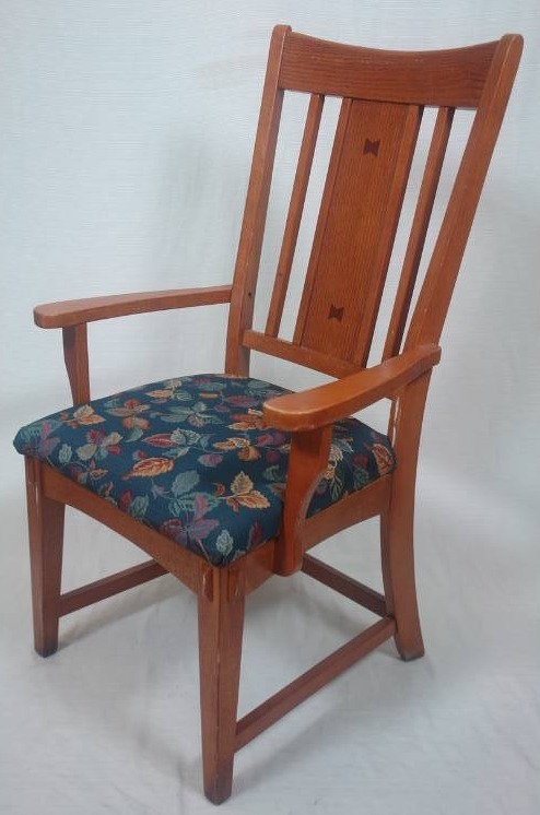 lot 76 image: Craftsman Wood Side Chair