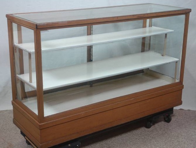 lot 71 image: Glass Display Case