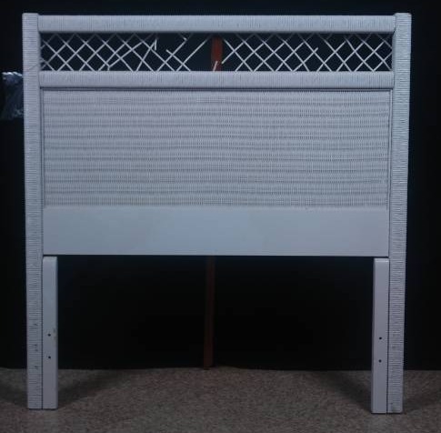 lot 9 image: Wicker Headboards, Mirror & Planter