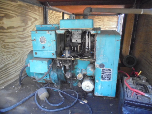 lot 3 image: Onan Generator
