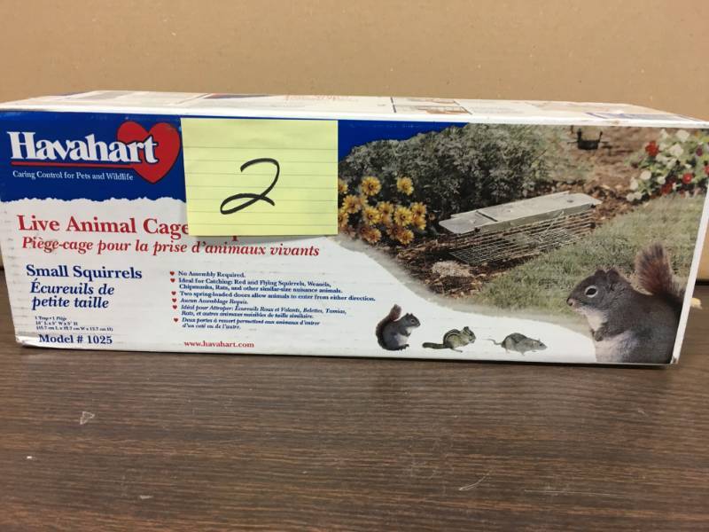 lot 2 image: Havahart Small 2-Door Animal Trap  not used