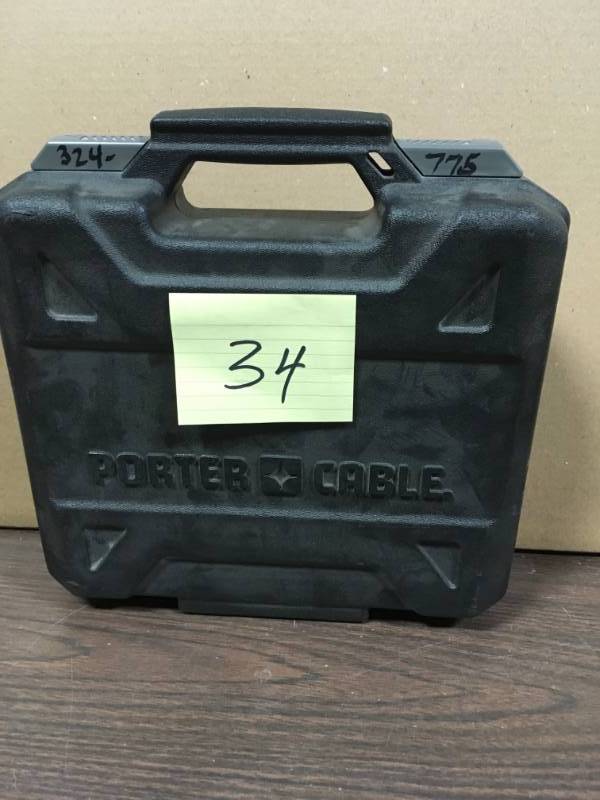 lot 34 image: PORTER-CABLE BN200C 2-Inch 18GA Brad Nailer Kit in working conditions