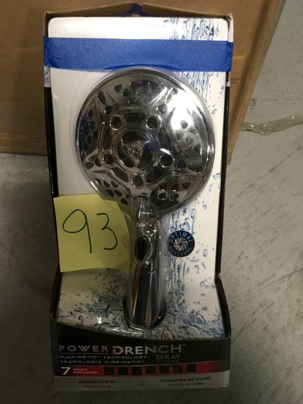 lot 93 image: DELTA 7-Spray Hand Shower with H2Okinetic in Chrome in good conditions