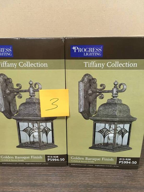 Progress Lighting P5994-50 1-Light Wall Bracket with Water Patterned Glass and Faux Tiffany Art Glass Accents, Golden Baroque LOT OF 2 NEW