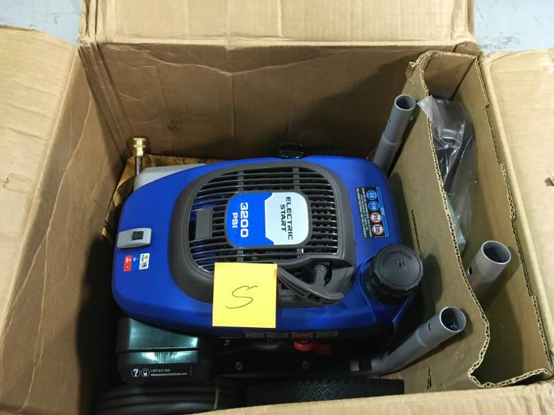 POWER STROKE 3200 PSI PRESSURE WASHER  Used in good working cond.
