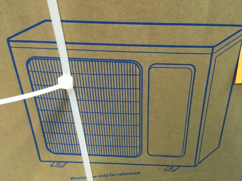 Mini Split 12,000 BTU GREE Livo 16 SEER Heat Pump System open box not used