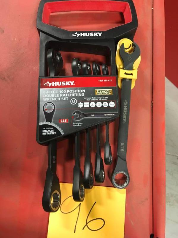HUSKY 100-Position Double Ratcheting Wrench Set SAE (6-Piece) not used