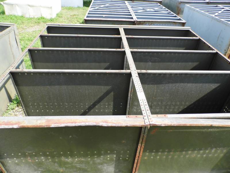 lot 4 image: Double Metal Shelf